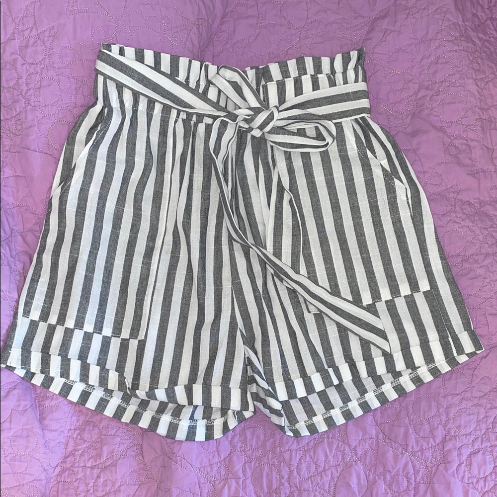 Striped Navy and White Women's Shorts - paper bag linen with pockets